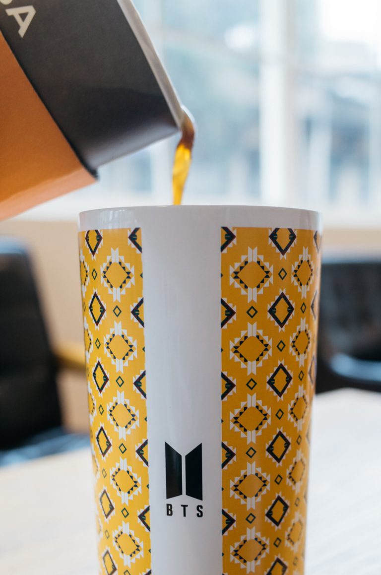 Built NY x BTS 不鏽鋼保溫杯 591ml 運動 水壼 隨身杯 隨行杯：圖片 2