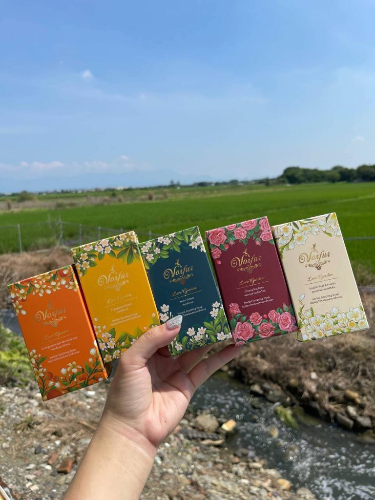 Vorfur 愛的花園 植萃香氛手工皂-英國梨＆小蒼蘭：圖片 9