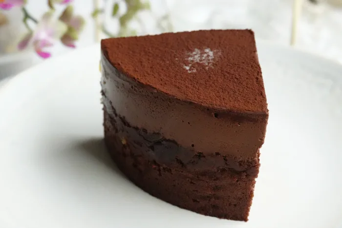 古典巧克力米輕糕