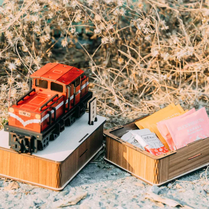 【手半屋】阿里山小火車DIY模型禮盒：圖片 2