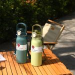 【美思夢生活館】樂美雅大容量保溫瓶1600ml(附吸管)(顏色隨機出貨)